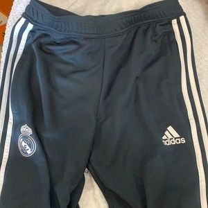 Climacool never wear pants 👖 size small